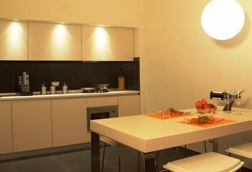 Апартаменты Basic 1 Спальня, Home Club Suite