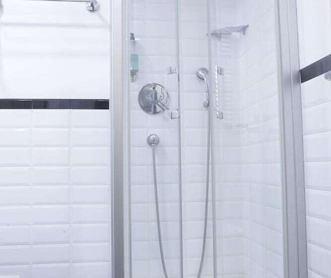 Апартаменты Basic 1 Спальня, Home Club Suite