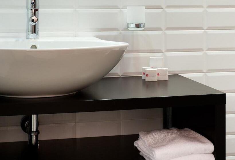 Апартаменты Deluxe 1 Спальня, Home Club Suite