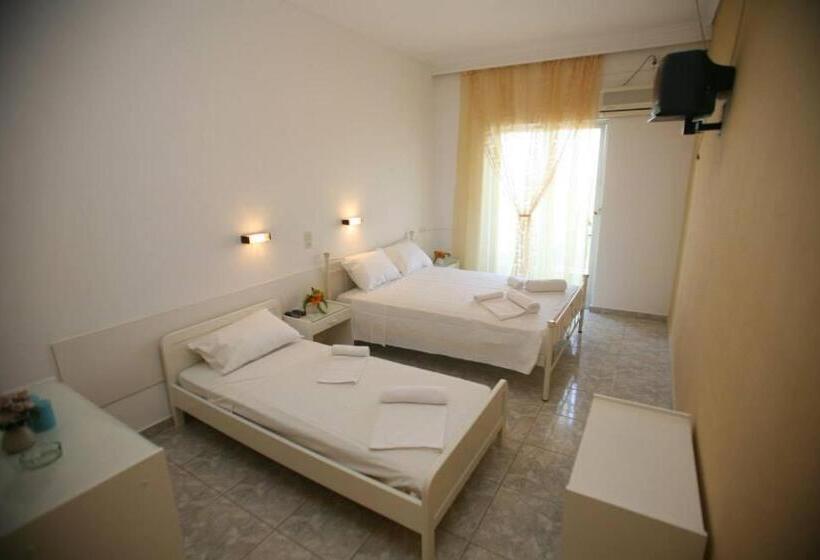 اتاق استاندارد سه نفره, Liberty 1