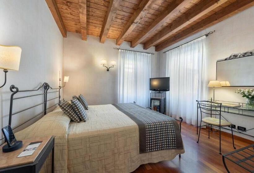 اتاق سوپریور, Marco Polo