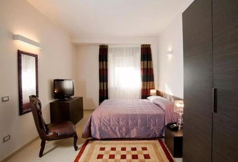 Standard-huone, Massimino