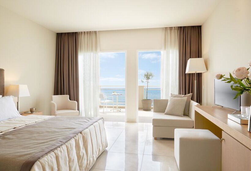 주니어 스위트 바다 전망, Pelekas Monastery