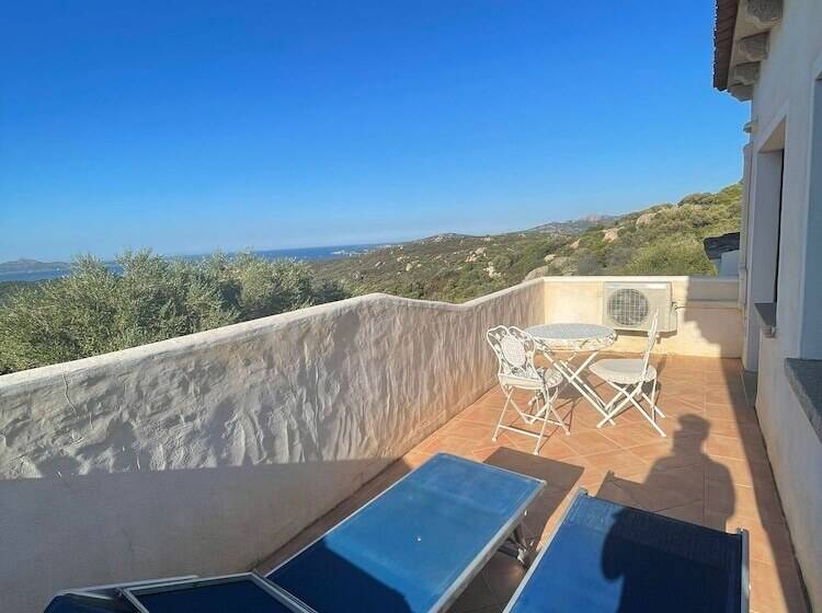 סוויטת ג'וניור נוף לים, Micalosu