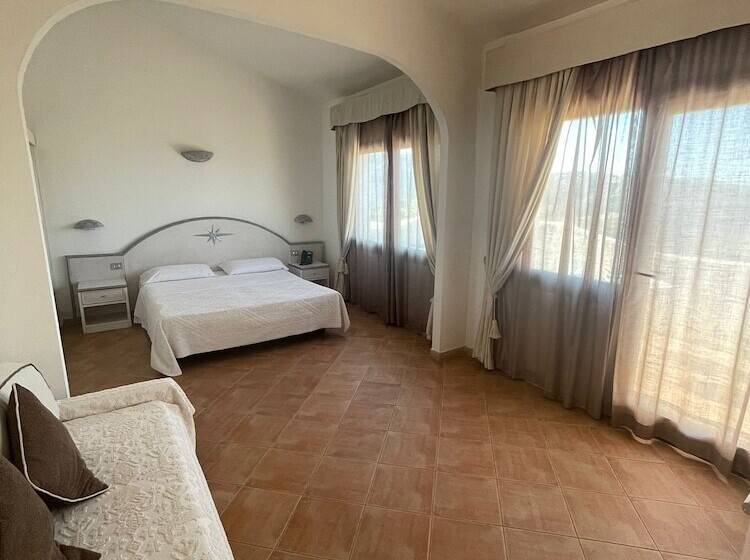 סוויטת ג'וניור נוף לים, Micalosu