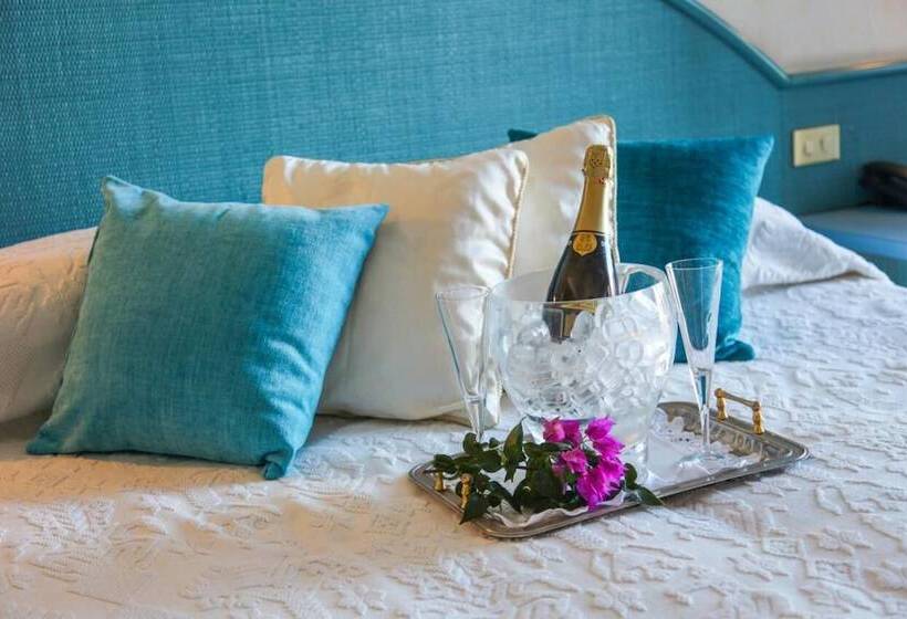 חדר בסיסי, Micalosu