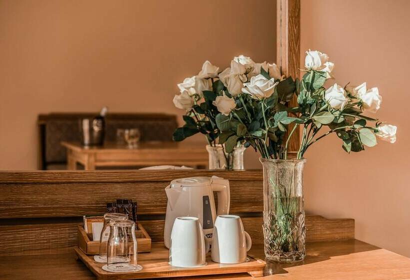 Family Suite, Mitsis Family Village