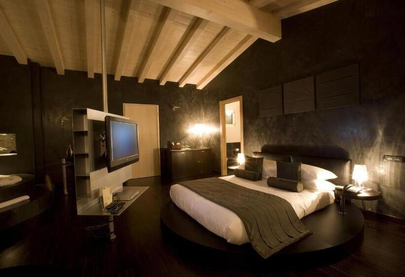 סוויטה אקזקיוטיב, Onem