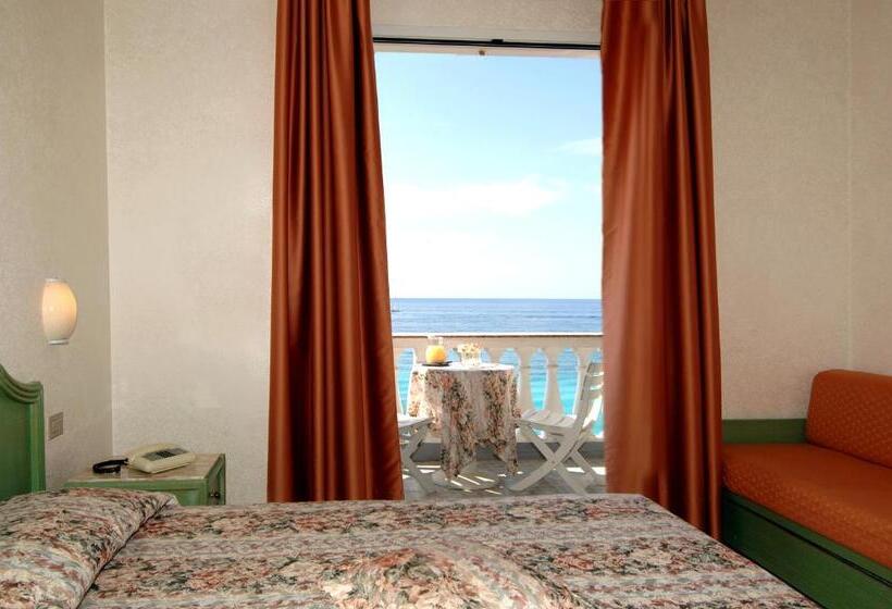 Номер Стандарт Вид на Море с Балконом, Piccolo Lido