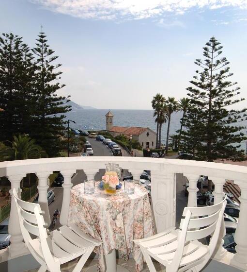 Номер Стандард Боковой Вид на Море с Балконом, Piccolo Lido