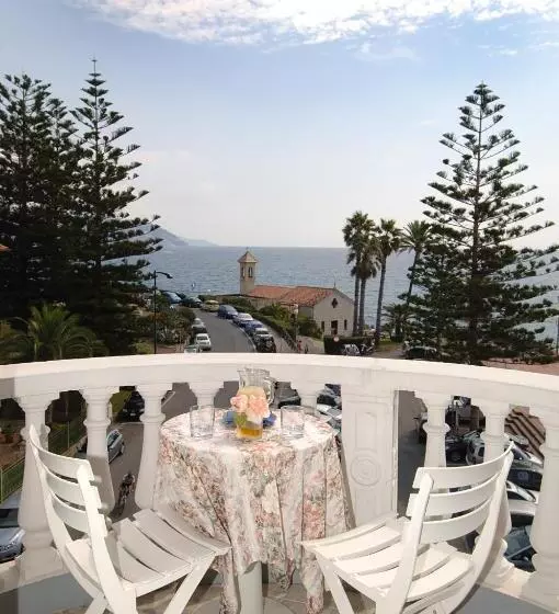 Standard Room with Balcony Side Sea View, Piccolo Lido