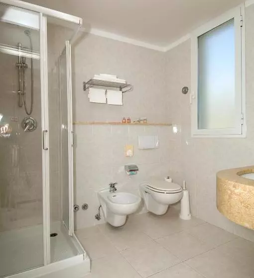 Standard Room with Balcony Side Sea View, Piccolo Lido