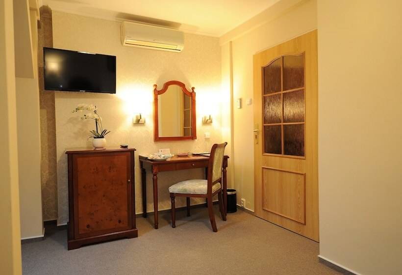 غرفة قياسية فردية, Prince De Ligne