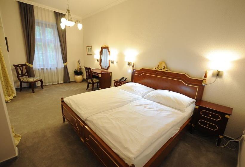 غرفة ديلوكس, Prince De Ligne