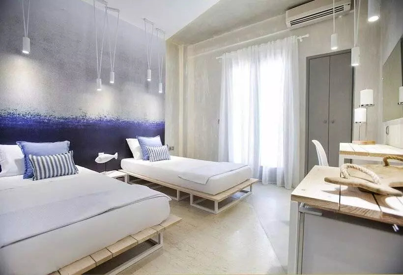 コンフォートルーム, Privee Santorini