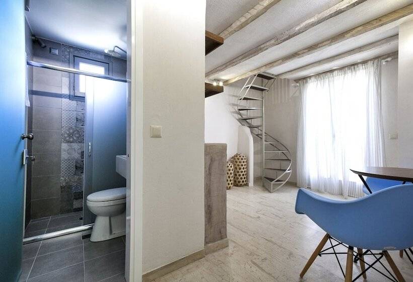 إستوديو قياسى, Privee Santorini