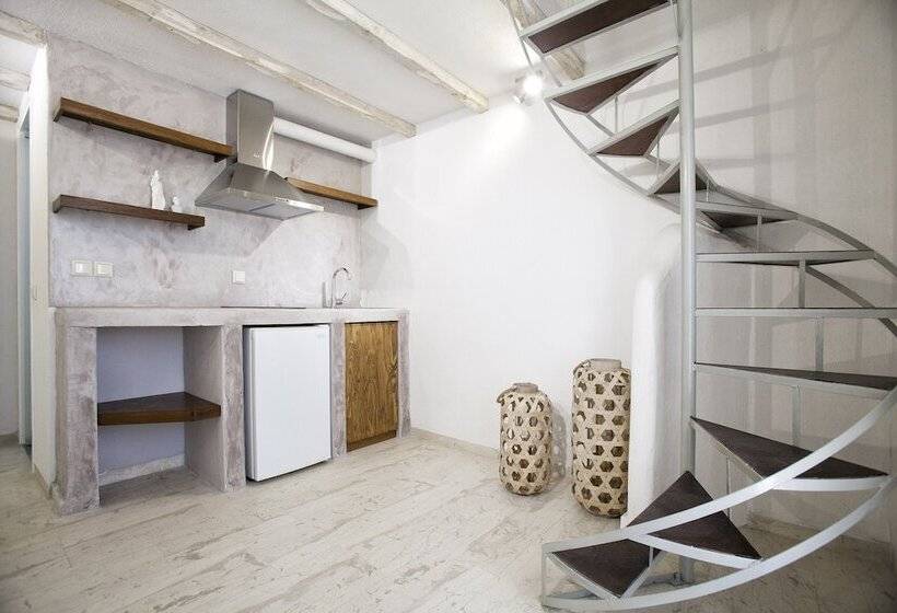 إستوديو قياسى, Privee Santorini