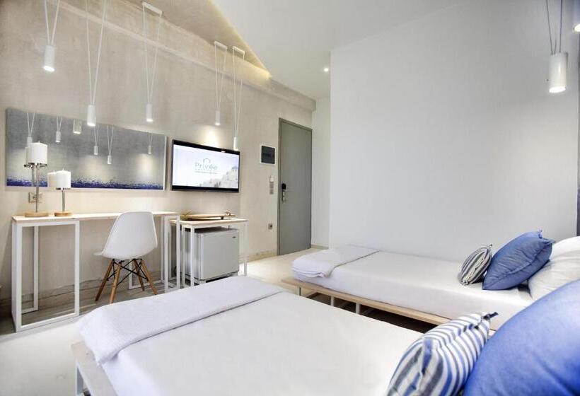 컴포트 룸, Privee Santorini