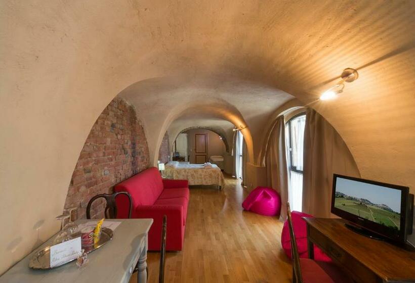 جناح, Relais Palazzo Paleologi Sec.xiv