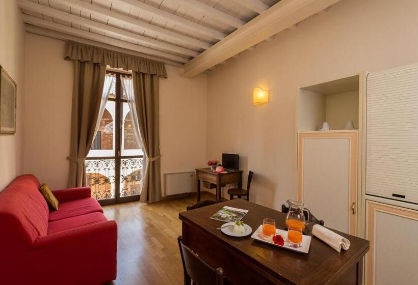 جناح, Relais Palazzo Paleologi Sec.xiv