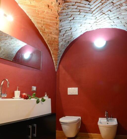 جناح, Relais Palazzo Paleologi Sec.xiv