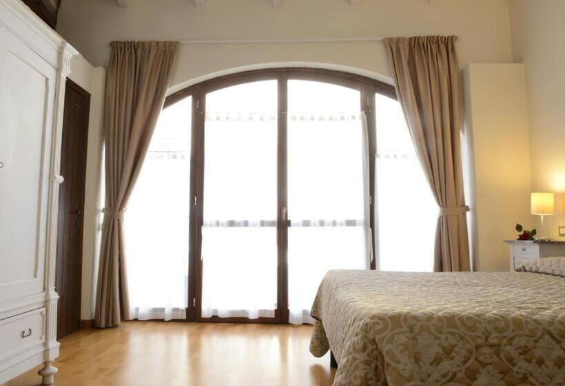 جناح, Relais Palazzo Paleologi Sec.xiv