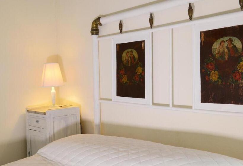 غرفة قياسية, Relais Palazzo Paleologi Sec.xiv