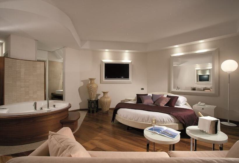 سوییت با چشم‌انداز دریا, Relais Paradiso
