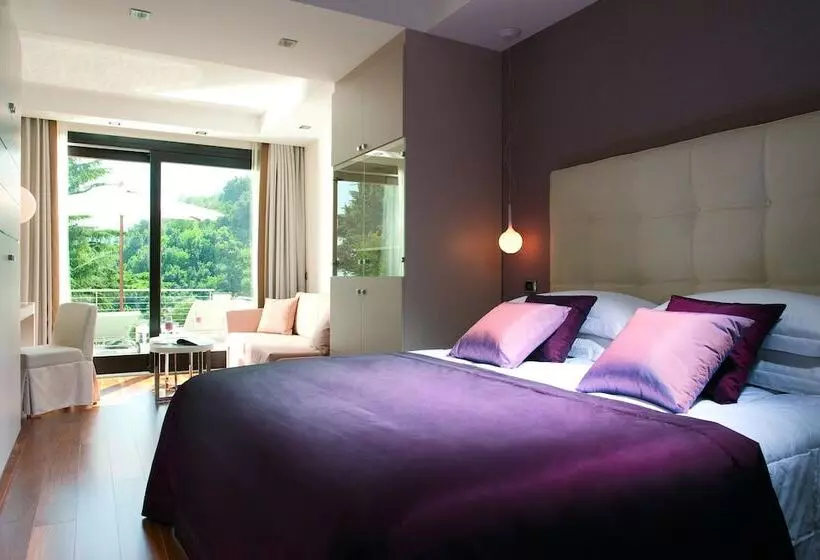 اتاق لوکس, Relais Paradiso