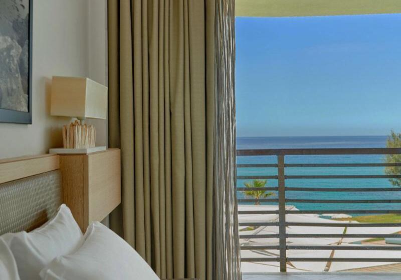 اتاق لوکس با چشم‌انداز دریا, Relais Paradiso