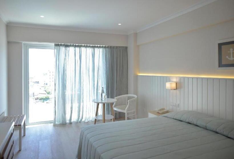 Standard Room Side Sea View, Sunrise Gardens Apart