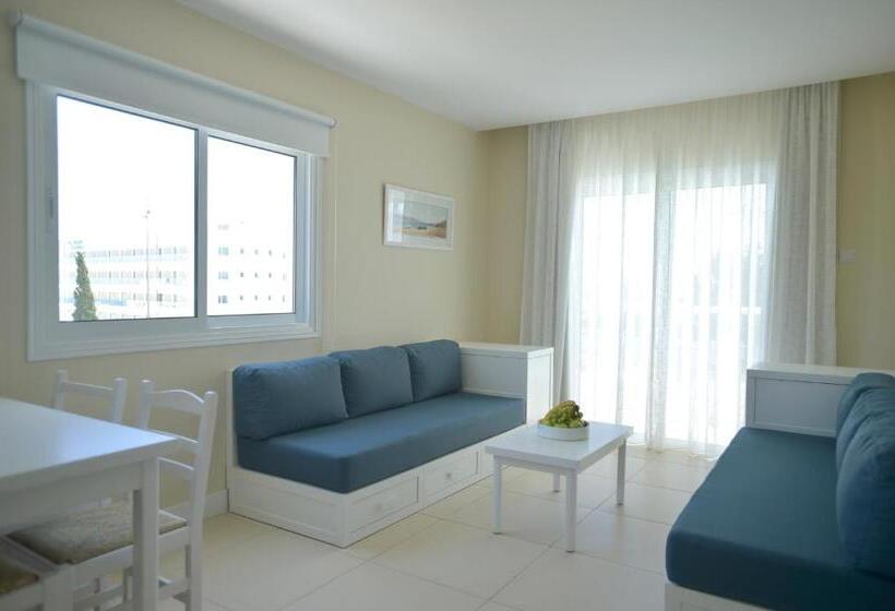Family Suite, Sunrise Gardens Apart