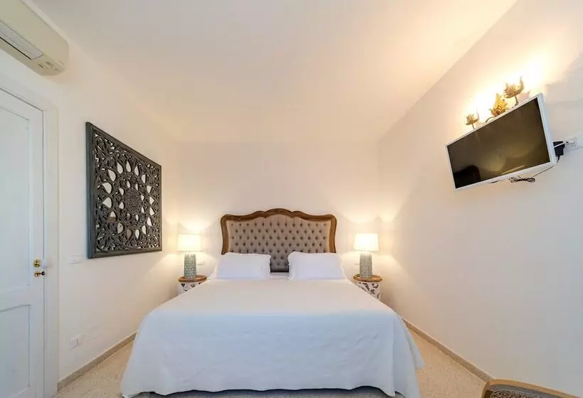 Suite with Pool, Tenuta Centoporte