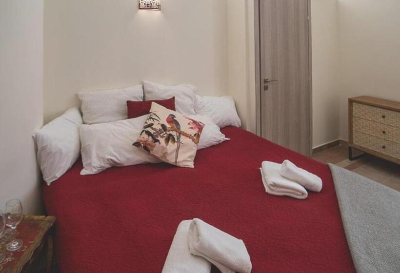 דירת חדר עם טרסה, Villa Sevasti