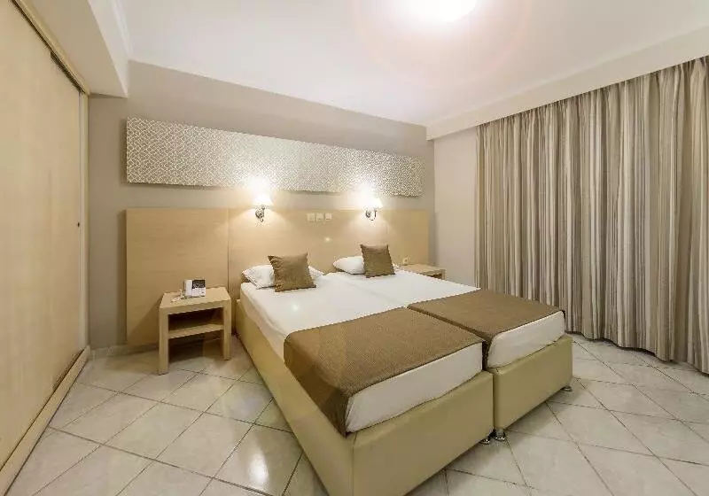 اتاق استاندارد, Karras