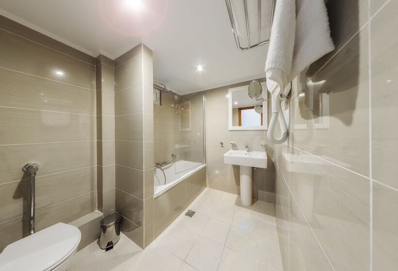 اتاق استاندارد, Karras