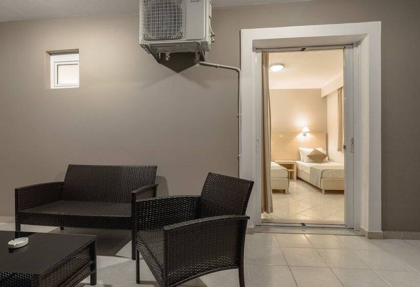 سوییت خانوادگی, Karras