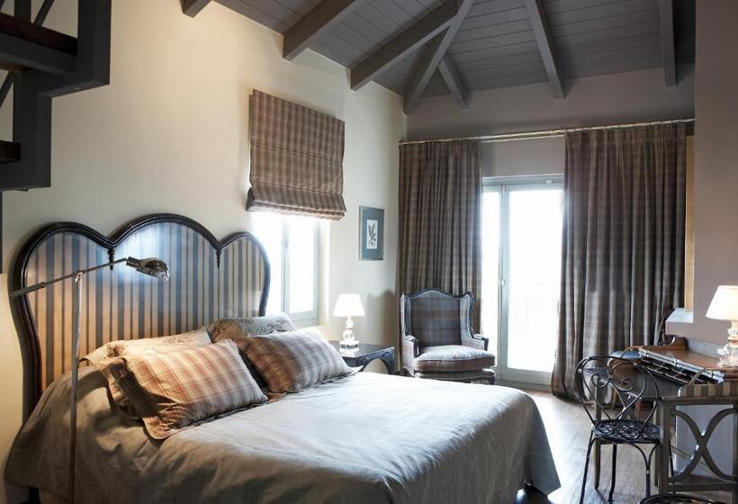 اتاق پرمیوم, Aegli Arachova