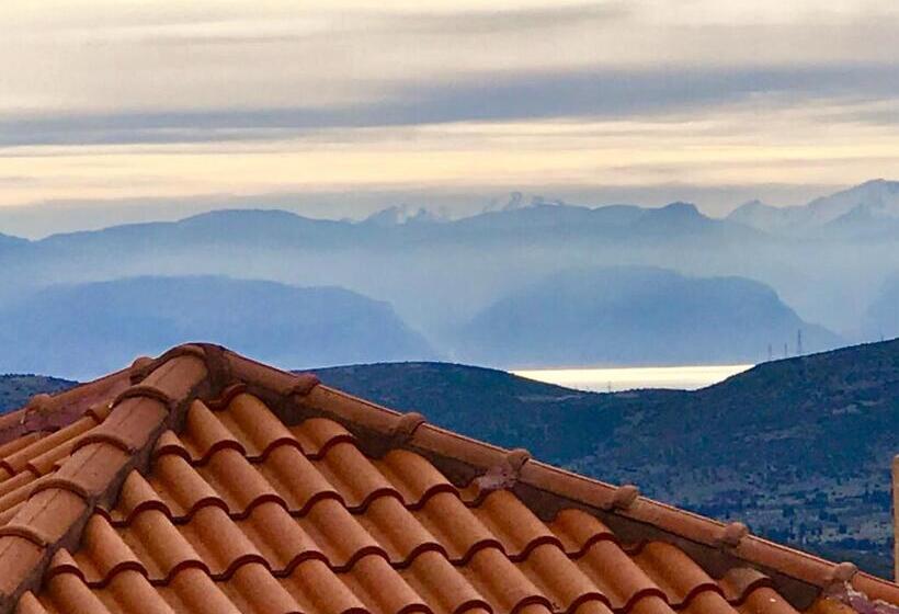 Номер Дюплекс, Aegli Arachova