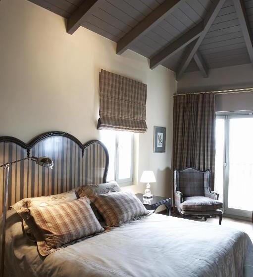 اتاق پرمیوم, Aegli Arachova