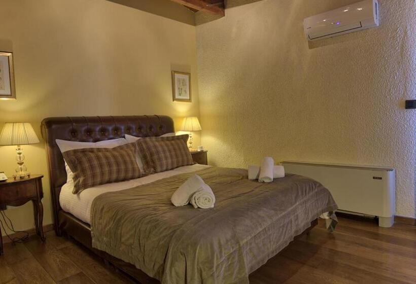 اتاق پرمیوم, Aegli Arachova