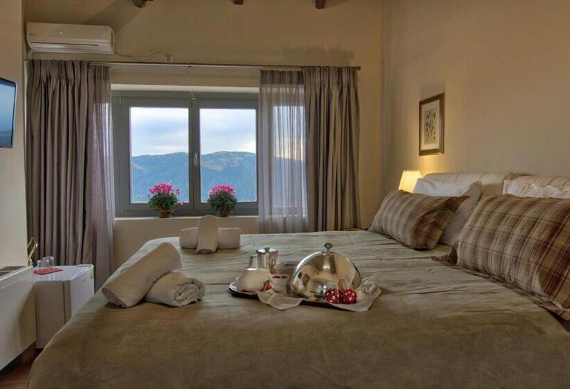 اتاق پرمیوم, Aegli Arachova