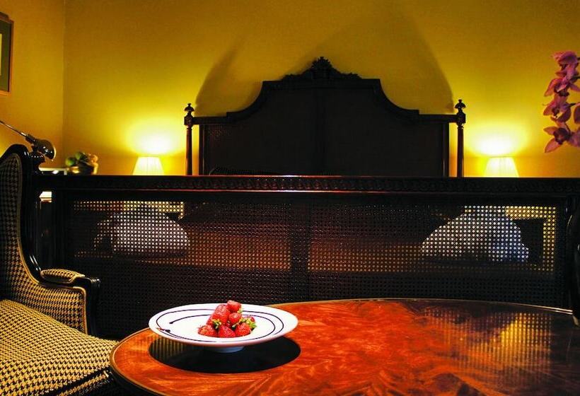 سوییت جونیور, Aegli Arachova