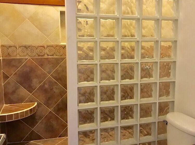 سوئیت دلوکس 2 خوابه, Brahma Blue Resort