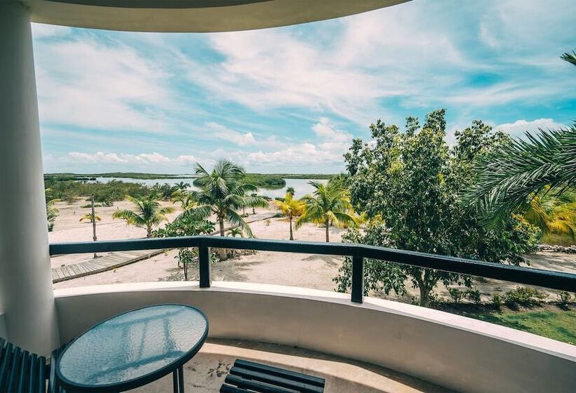 سوئیت خانواده 2 خوابه, Brahma Blue Resort