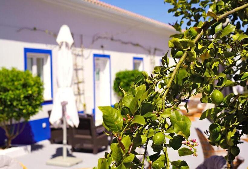 适合残疾人士使用的带超级大床的标准间, Carvoeiro B&b And Spa