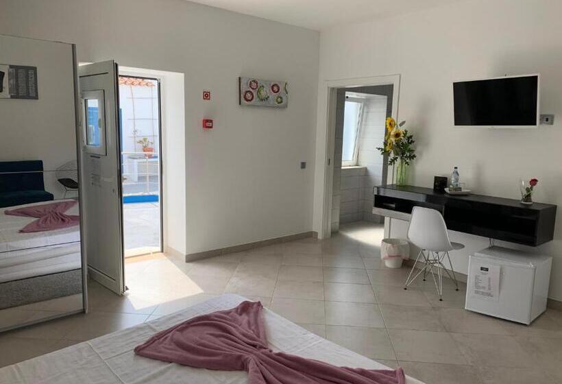 اتاق استاندارد با تخت بزرگ برای معلولان, Carvoeiro B&b And Spa