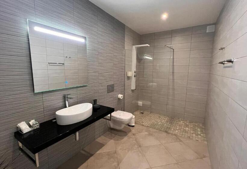 سوییت دوبلکس, Carvoeiro B&b And Spa