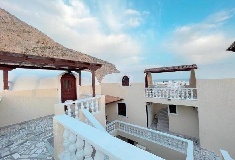 Habitación Triple Estándar con Vistas, Villa Dima