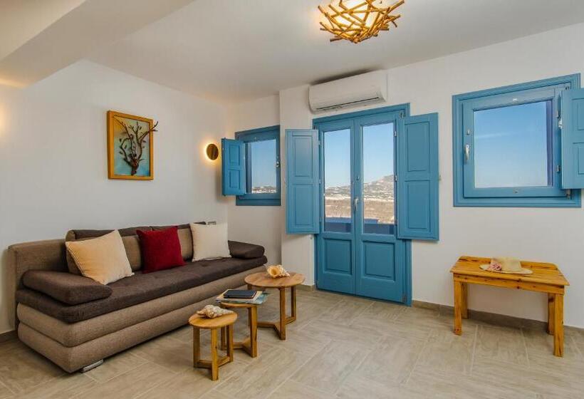 带海景的复工套房, Adamantios Villas & Suites